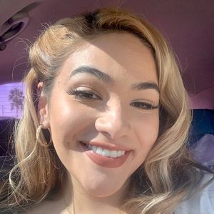 Meet your Posher, Jacqueline